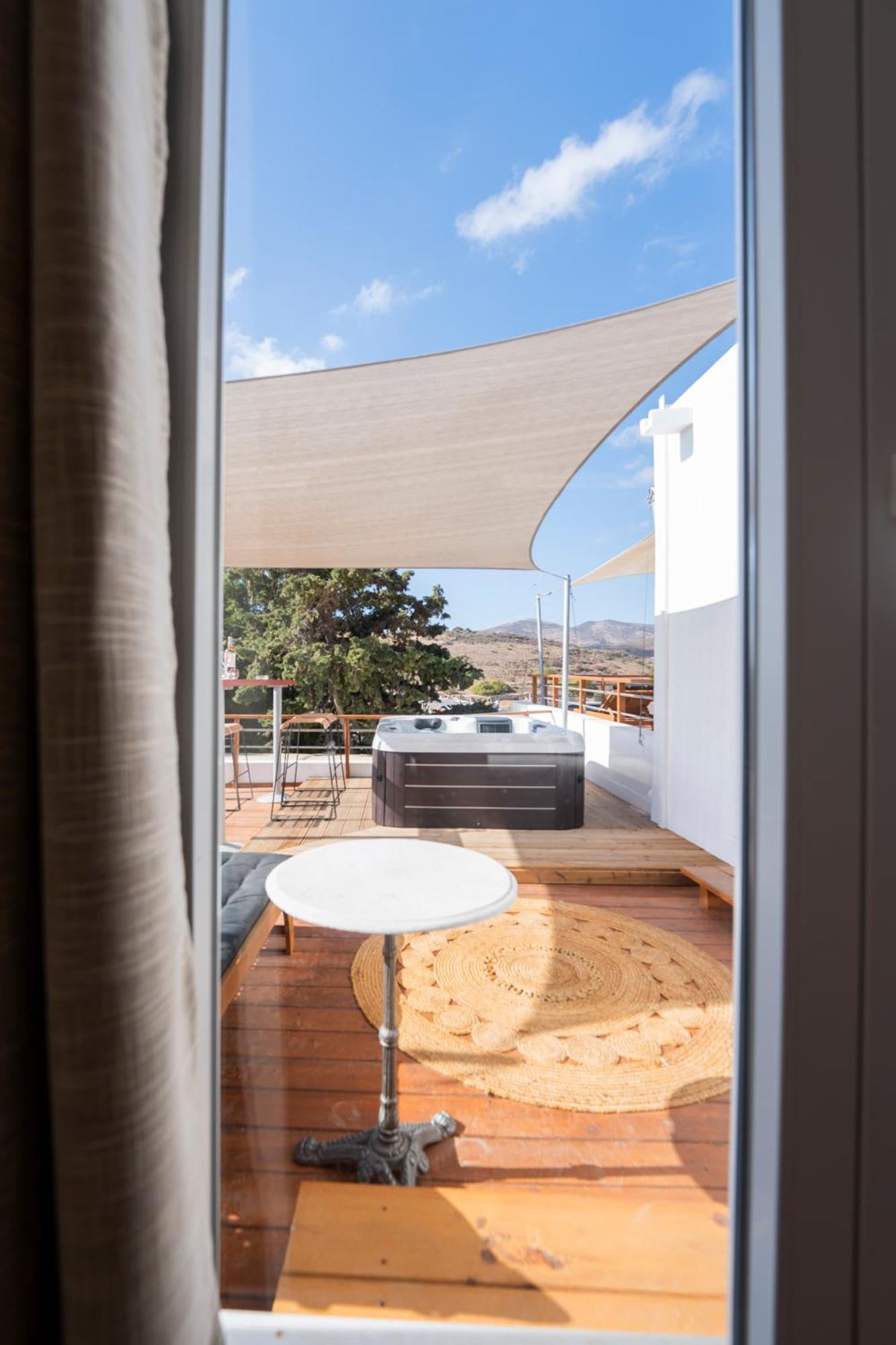 Syros Village Suites Vári Exterior foto